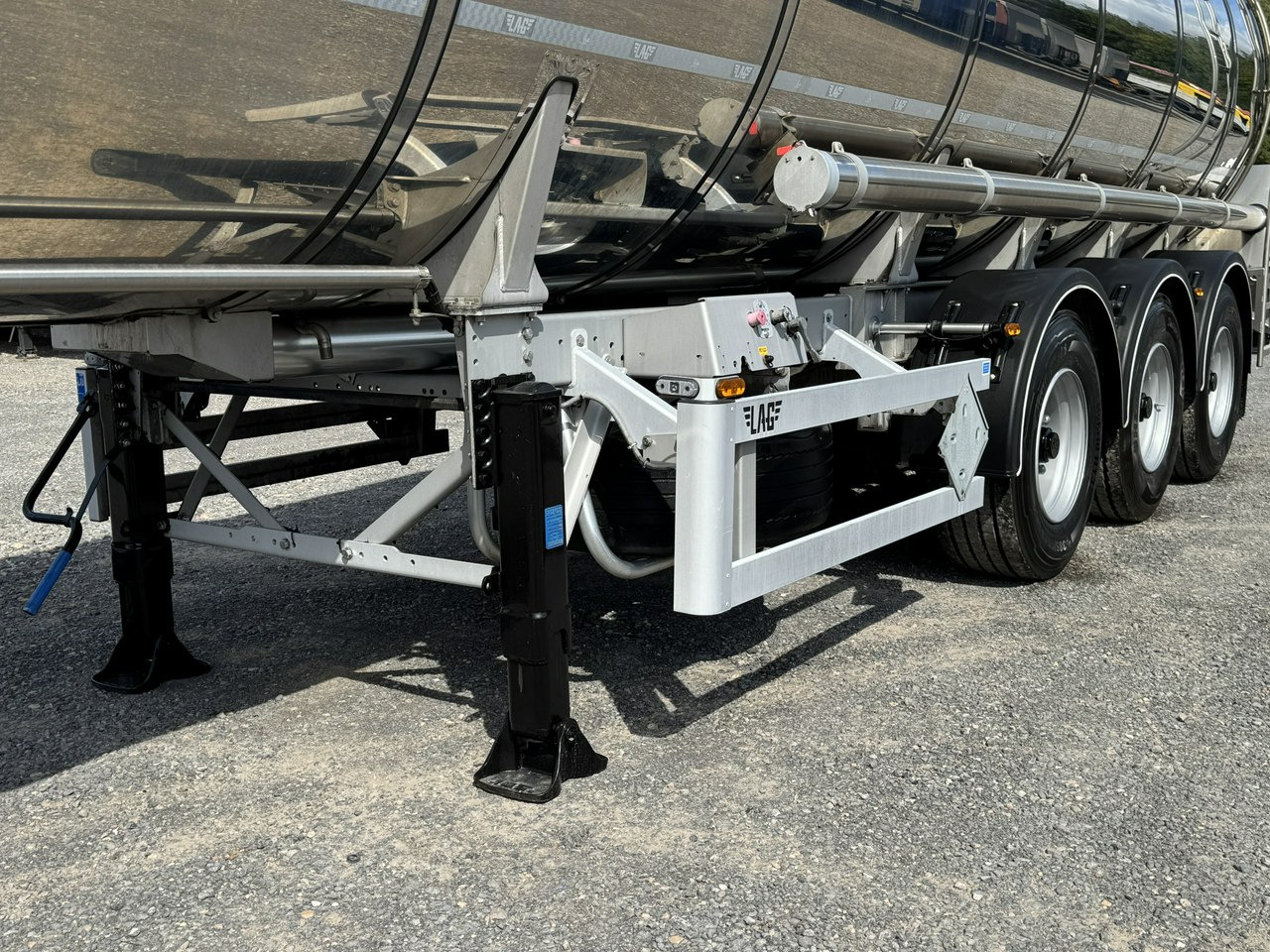 Lag Spożywcza Magyar Izolowana Webasto Pompa Elektryczna do Zrzutu - Полуприколка цистерна: слика 5 Lag Spożywcza Magyar Izolowana Webasto Pompa Elektryczna do Zrzutu - Полуприколка цистерна: слика 5