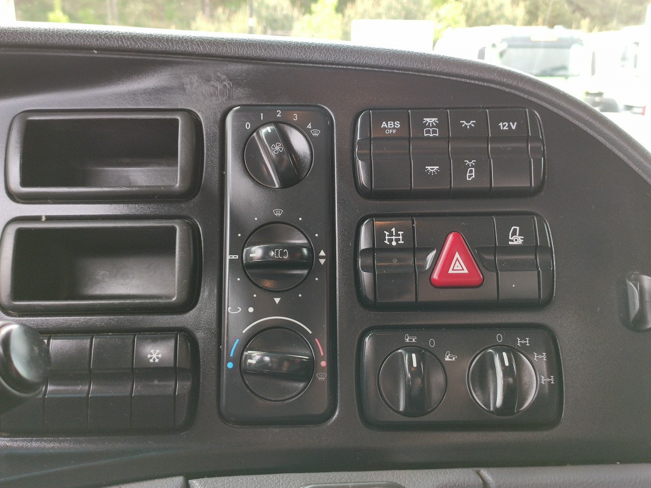 Кипер Mercedes Actros 4141 8x6 Wywrot SKIBICKI Automat EPS ze Sprzegłem !!!: слика 47