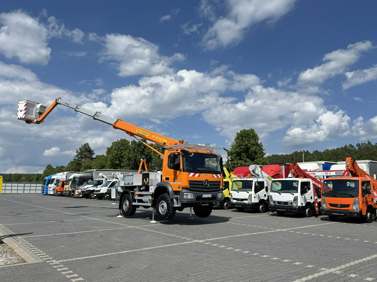 Mercedes Atego 718 E6 4x4 Zwyżka PALFINGER P210 BK Podnośnik Koszowy - Камион со подигачка кошница: слика 4 Mercedes Atego 718 E6 4x4 Zwyżka PALFINGER P210 BK Podnośnik Koszowy - Камион со подигачка кошница: слика 4
