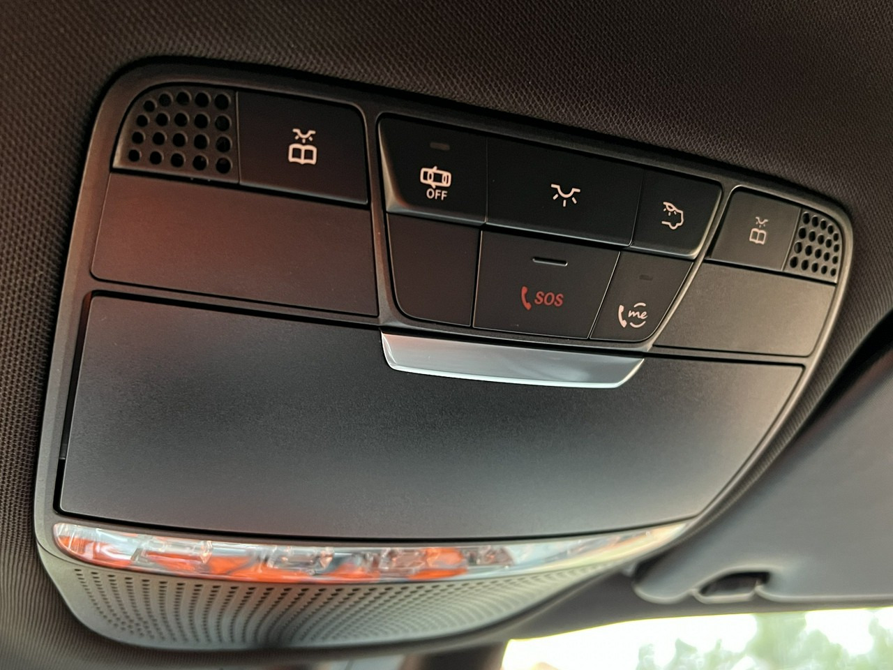 SUV Mercedes EQC: слика 36 SUV Mercedes EQC: слика 36