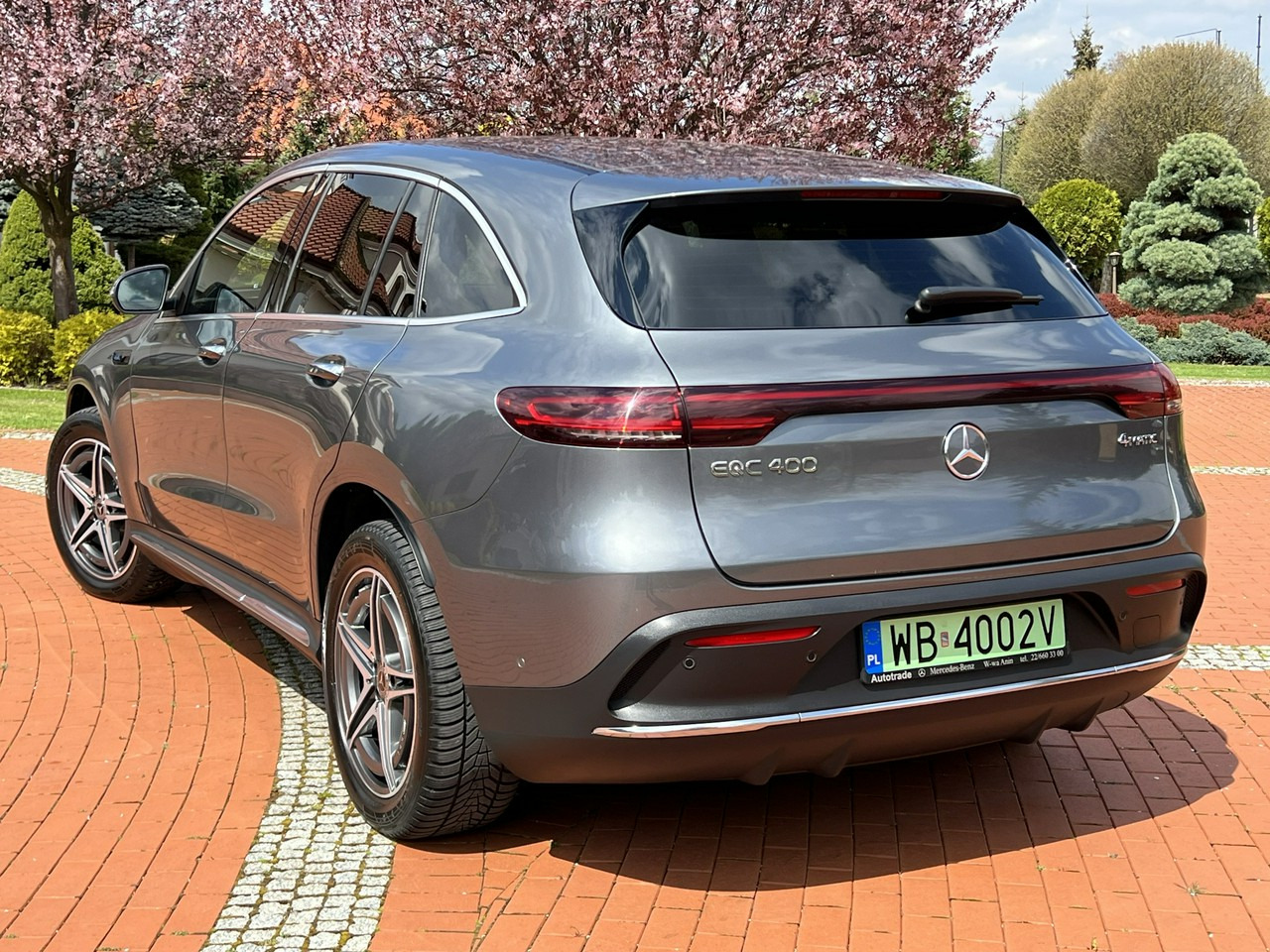 SUV Mercedes EQC: слика 15 SUV Mercedes EQC: слика 15