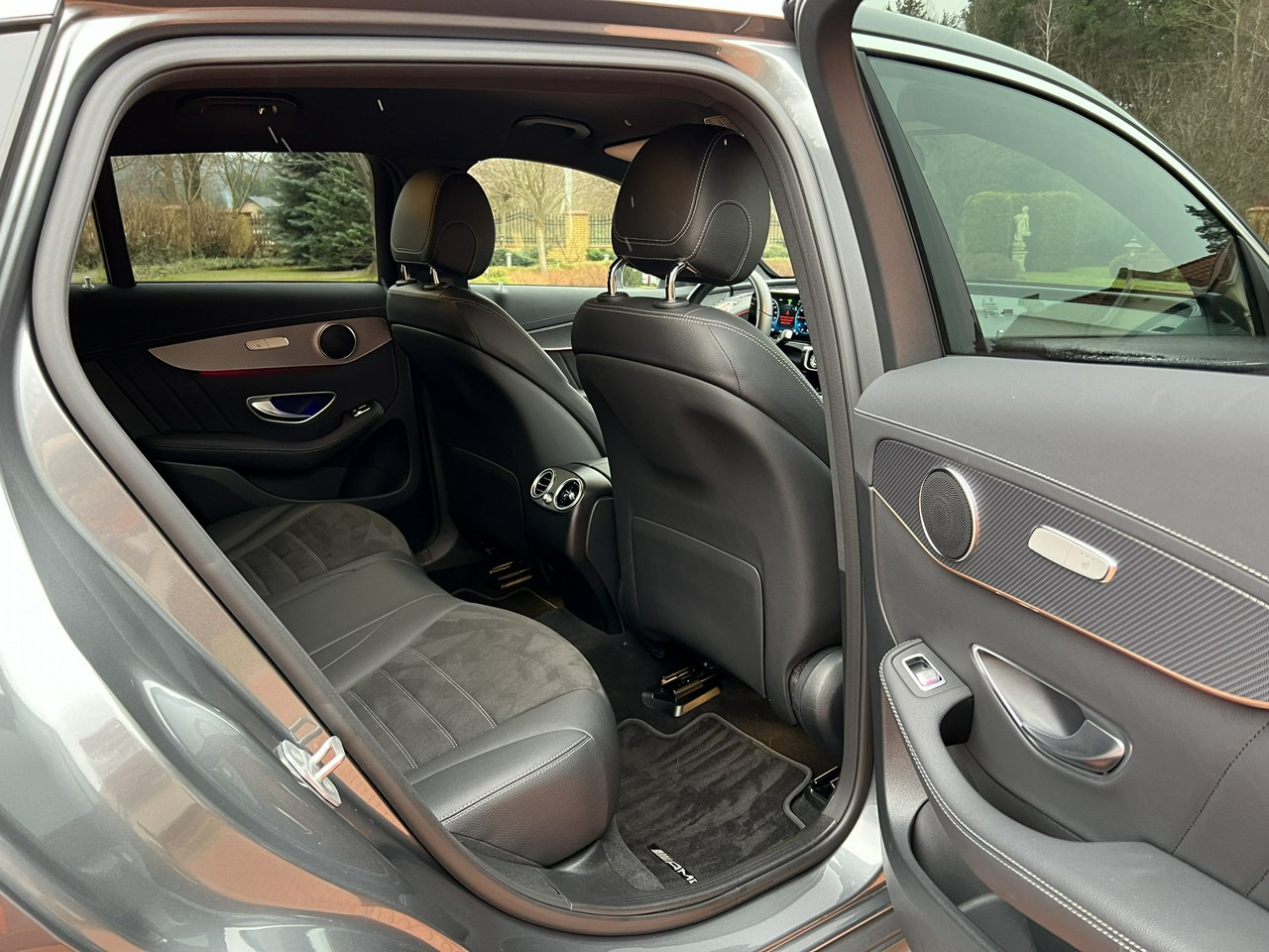 SUV Mercedes EQC: слика 44 SUV Mercedes EQC: слика 44