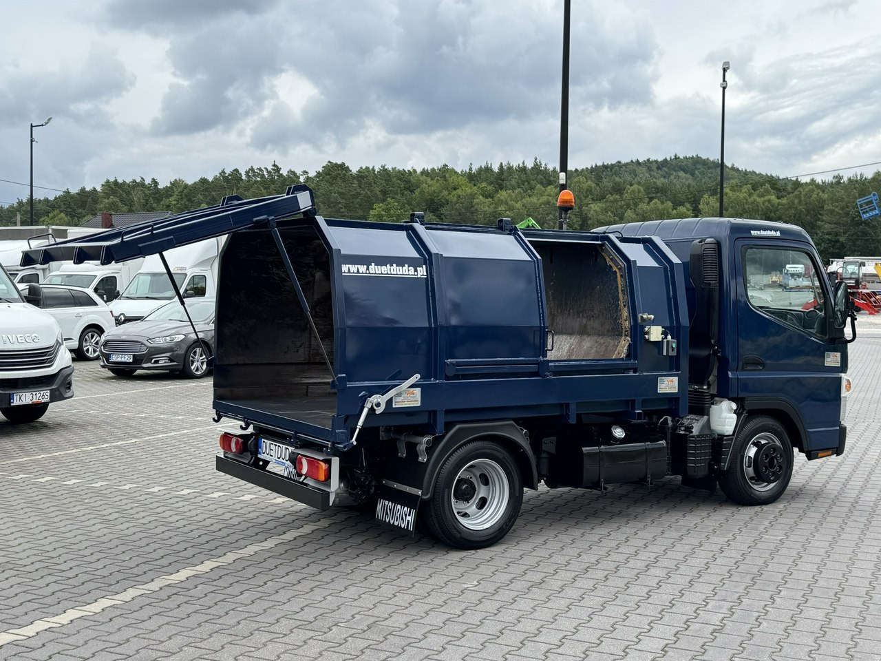 Mitsubishi Canter - Камион за ѓубре: слика 5 Mitsubishi Canter - Камион за ѓубре: слика 5