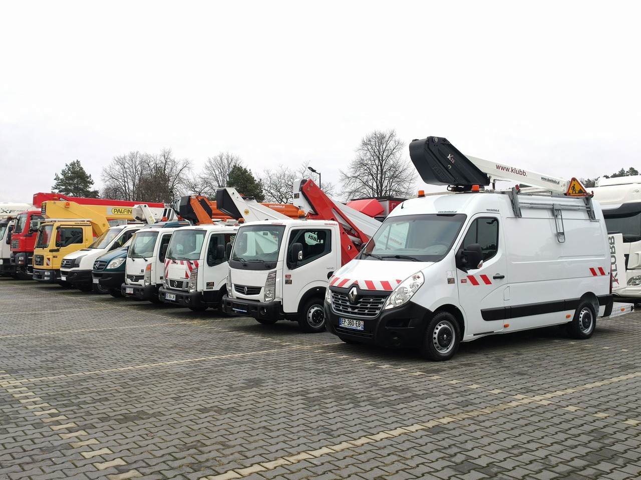 Renault Master - Камион со подигачка кошница: слика 1 Renault Master - Камион со подигачка кошница: слика 1