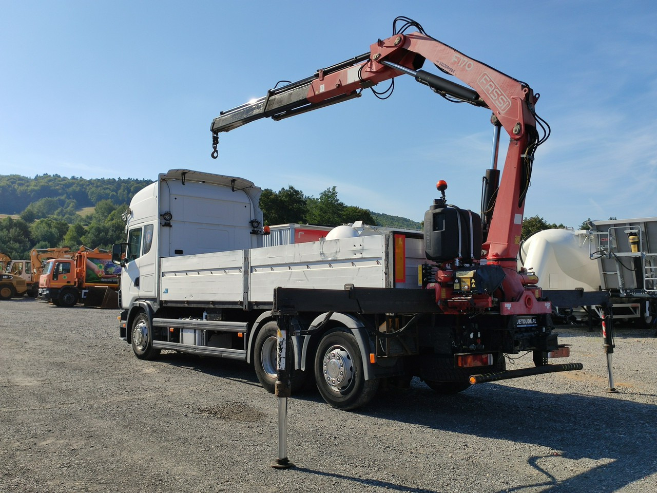 Scania 124L 420 6x2 Retarder HDS FASSI F170 Budowlanka - Камион со платформа, Камион со кран: слика 3 Scania 124L 420 6x2 Retarder HDS FASSI F170 Budowlanka - Камион со платформа, Камион со кран: слика 3