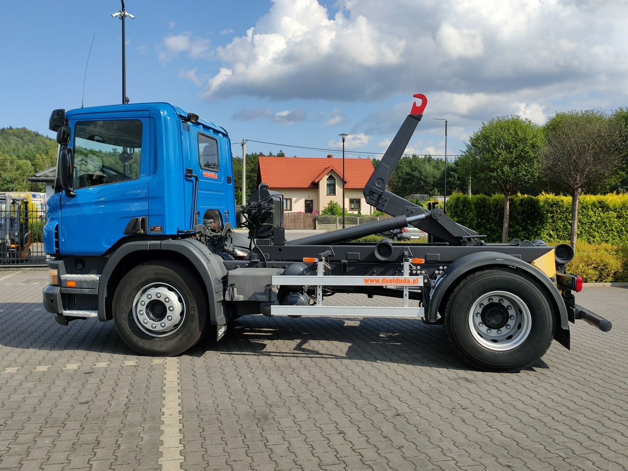 Scania P 280 N321 EURO 5 Hakowiec Hak 4x2 SKIBICKI - Камион со кука за подигање: слика 1 Scania P 280 N321 EURO 5 Hakowiec Hak 4x2 SKIBICKI - Камион со кука за подигање: слика 1