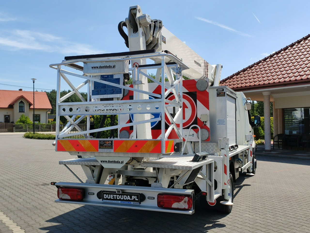 Камион со подигачка кошница Volkswagen Crafter: слика 26