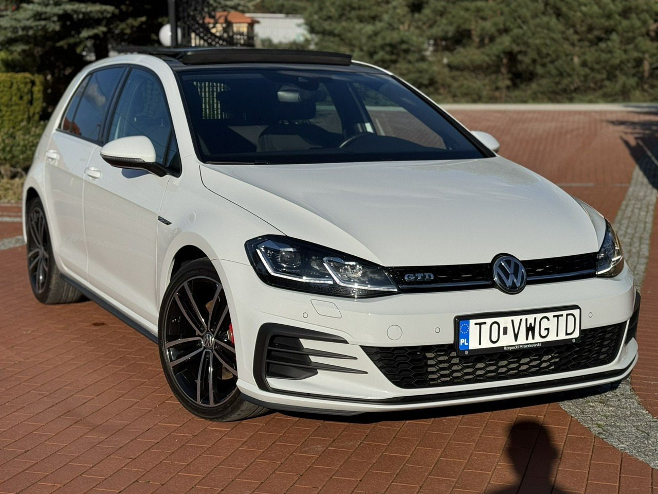 Volkswagen Golf - Автомобил: слика 3 Volkswagen Golf - Автомобил: слика 3