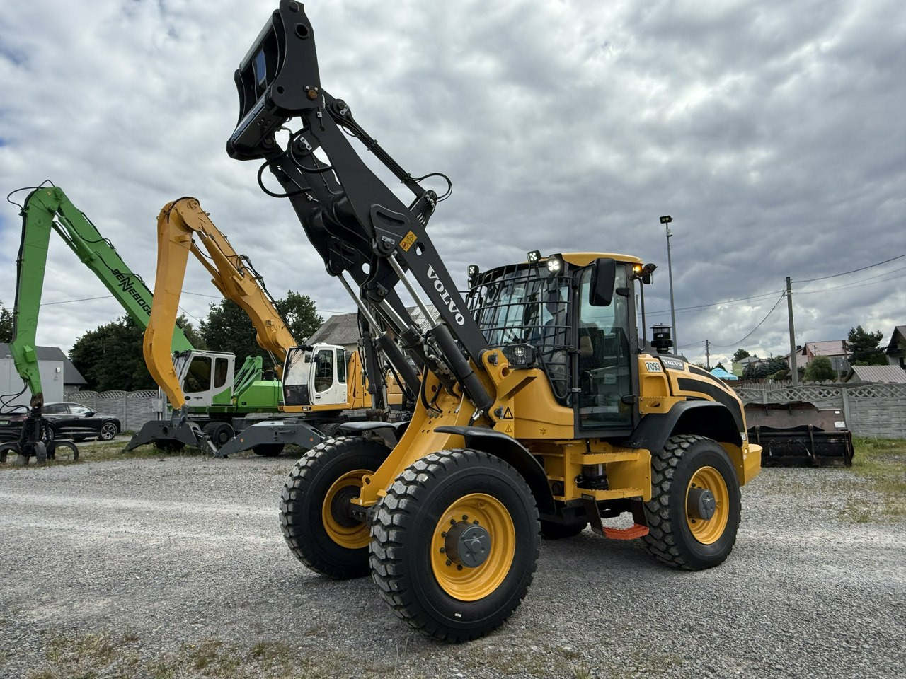 Volvo Waga -10ton WHEEL LOADER L45H Maszyna w Bardzo Dobrym Stanie - Натоварувач на тркала: слика 3 Volvo Waga -10ton WHEEL LOADER L45H Maszyna w Bardzo Dobrym Stanie - Натоварувач на тркала: слика 3