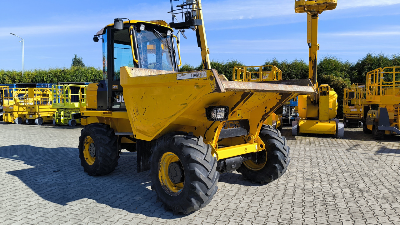 JCB 6 T FT - KABINA - Мини истоварувач: слика 1 JCB 6 T FT - KABINA - Мини истоварувач: слика 1