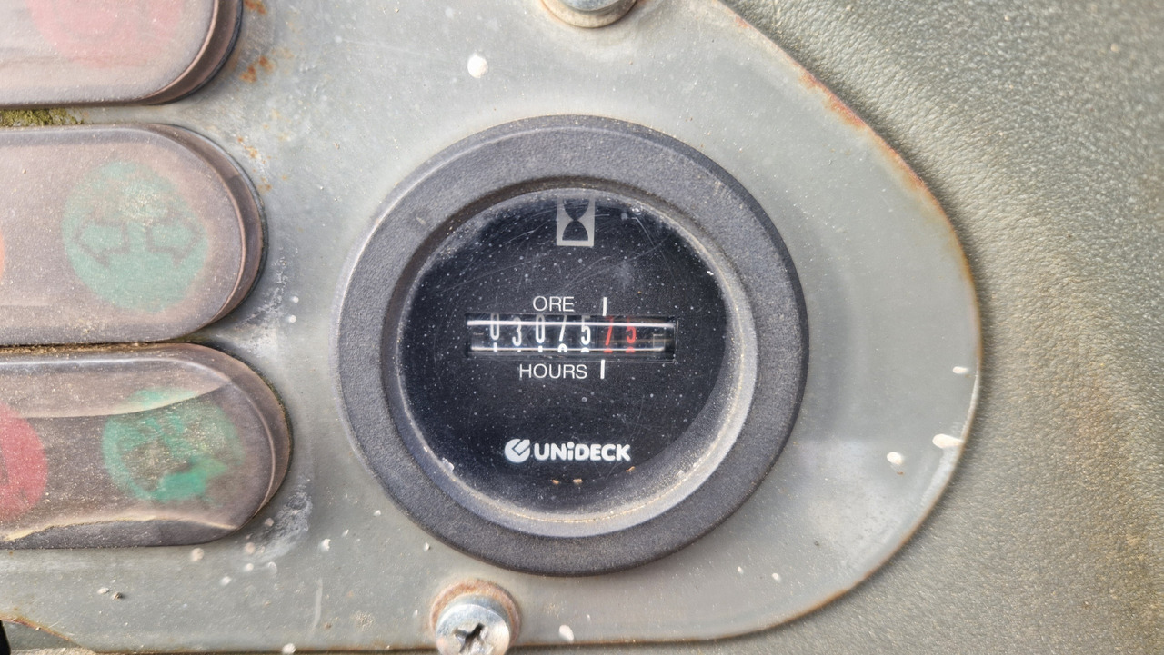 Мини истоварувач WACKER NEUSON 4001: слика 10