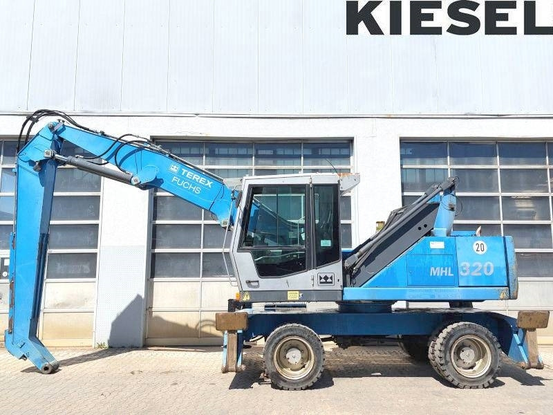 Fuchs MHL 320 - Справувач со отпад/ Индустрија: слика 1 Fuchs MHL 320 - Справувач со отпад/ Индустрија: слика 1