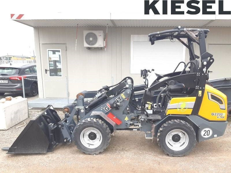 Giant G 2200 E X-Tra Elektro / electric - Компактен натоварувач: слика 1 Giant G 2200 E X-Tra Elektro / electric - Компактен натоварувач: слика 1