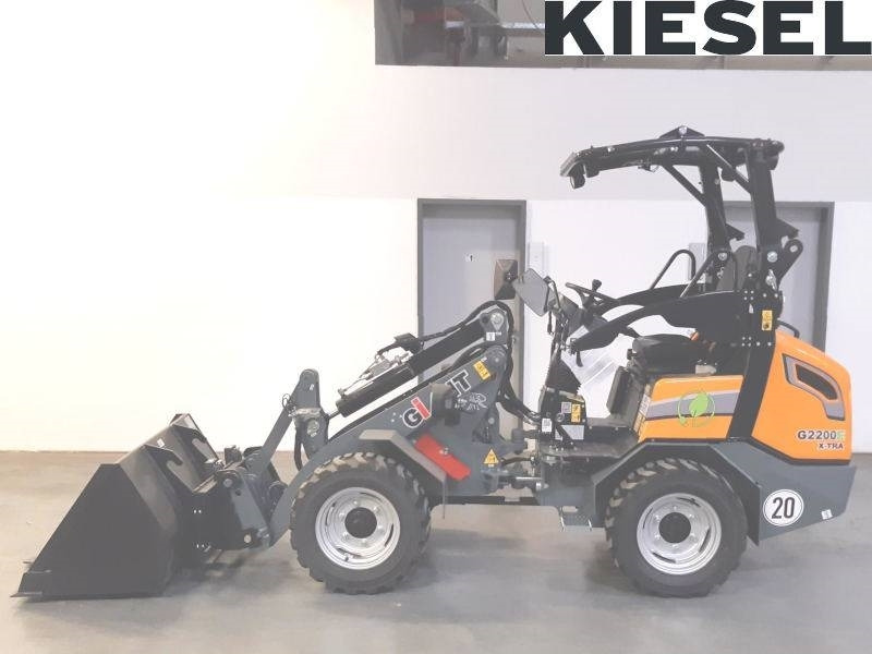 Giant G 2200 E X-Tra Elektro / electric - Компактен натоварувач: слика 1 Giant G 2200 E X-Tra Elektro / electric - Компактен натоварувач: слика 1
