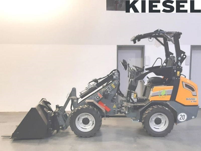 Giant G 2200 E X-Tra Elektro / electric - Компактен натоварувач: слика 1 Giant G 2200 E X-Tra Elektro / electric - Компактен натоварувач: слика 1