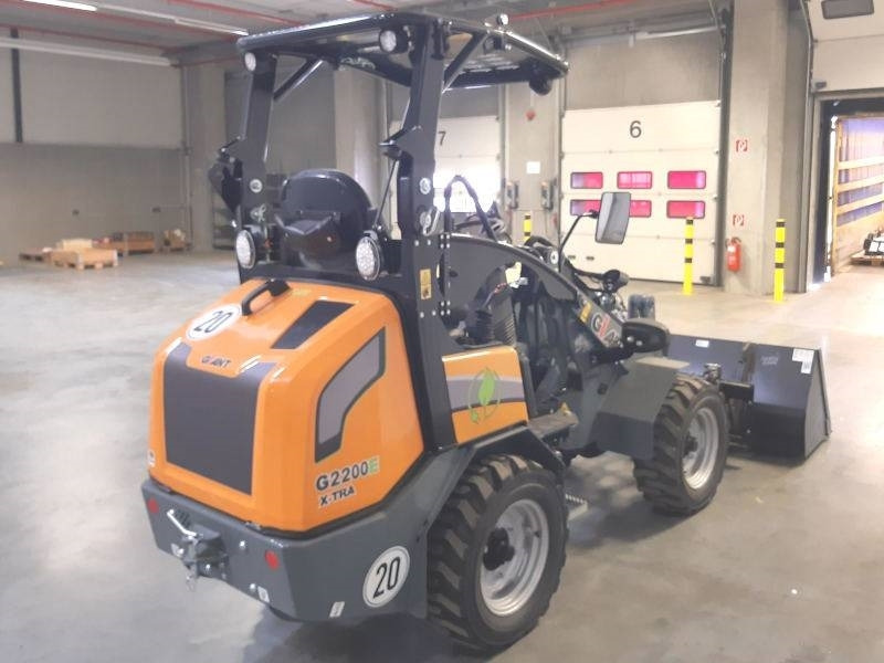 Giant G 2200 E X-Tra Elektro / electric - Компактен натоварувач: слика 4 Giant G 2200 E X-Tra Elektro / electric - Компактен натоварувач: слика 4