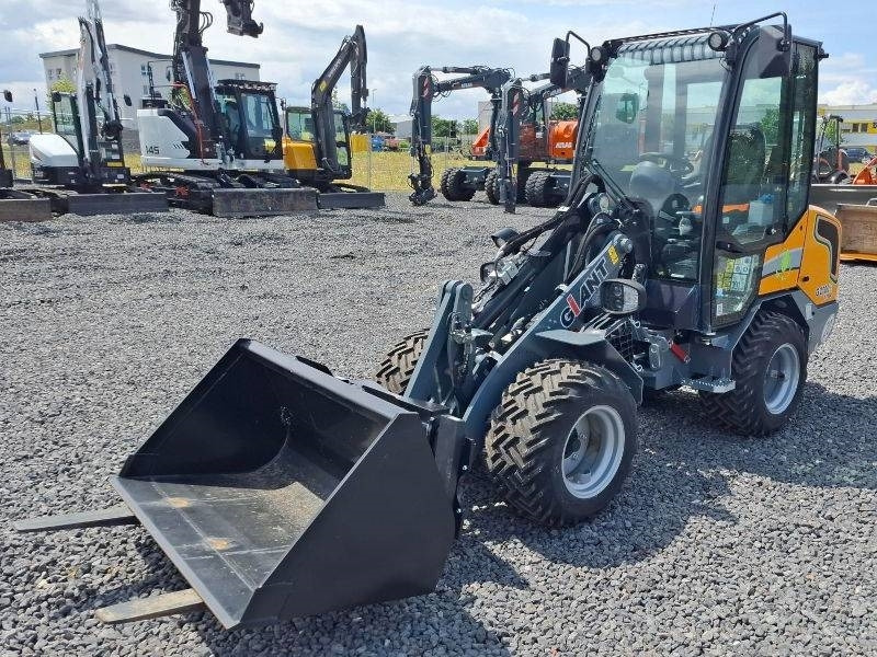 Giant G 2700 E X-Tra Elektro / electric - Компактен натоварувач: слика 2 Giant G 2700 E X-Tra Elektro / electric - Компактен натоварувач: слика 2