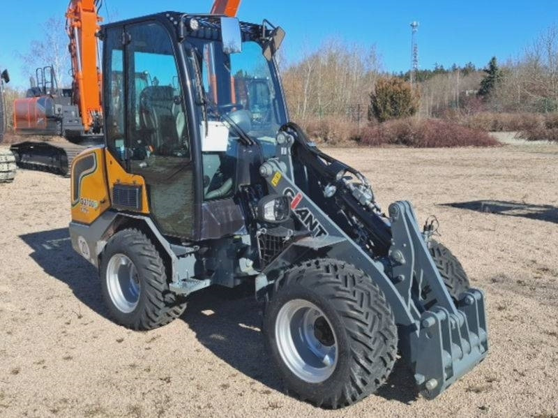 Giant G 2700 E X-Tra Elektro / electric - Компактен натоварувач: слика 4 Giant G 2700 E X-Tra Elektro / electric - Компактен натоварувач: слика 4