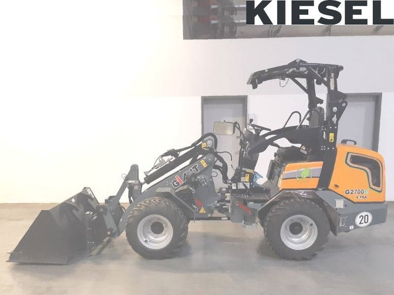 Giant G 2700 E X-Tra Elektro / electric - Компактен натоварувач: слика 1 Giant G 2700 E X-Tra Elektro / electric - Компактен натоварувач: слика 1