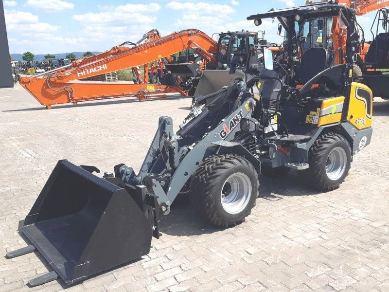 Giant G 2700 E X-Tra Elektro / electric  - Компактен натоварувач: слика 2 Giant G 2700 E X-Tra Elektro / electric  - Компактен натоварувач: слика 2