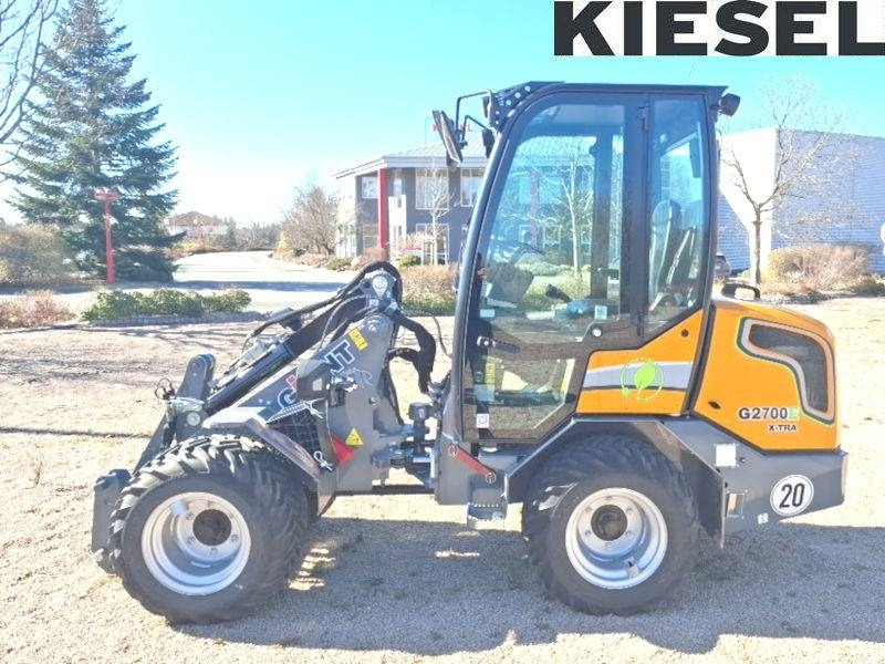 Giant G 2700 E X-Tra Elektro / electric  - Компактен натоварувач: слика 1 Giant G 2700 E X-Tra Elektro / electric  - Компактен натоварувач: слика 1