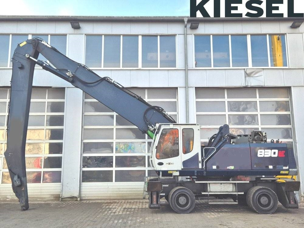 Sennebogen 830 E - Справувач со отпад/ Индустрија: слика 1 Sennebogen 830 E - Справувач со отпад/ Индустрија: слика 1