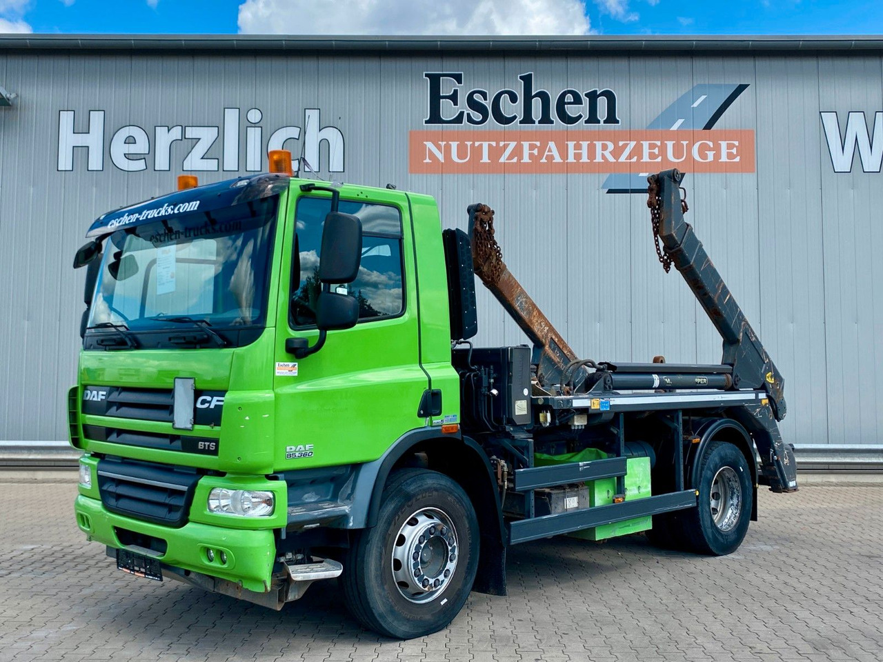 DAF CF 85.360 | MEILLER AK 12.T*Klima*Tempomat*AHK - Кипер: слика 2 DAF CF 85.360 | MEILLER AK 12.T*Klima*Tempomat*AHK - Кипер: слика 2