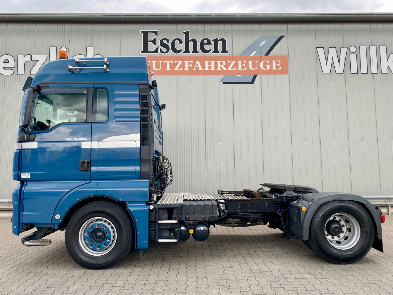 MAN TGX 18.480 BLS| XLX*2x Hydraulik*Intarder*Kamera - Камион влекач: слика 2 MAN TGX 18.480 BLS| XLX*2x Hydraulik*Intarder*Kamera - Камион влекач: слика 2
