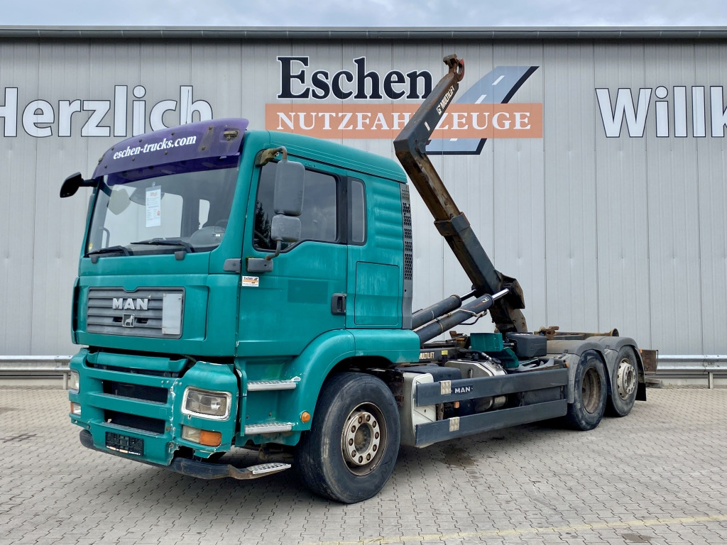 MAN TGA 26.430 6x2-2 BL - Камион со кука за подигање: слика 1 MAN TGA 26.430 6x2-2 BL - Камион со кука за подигање: слика 1