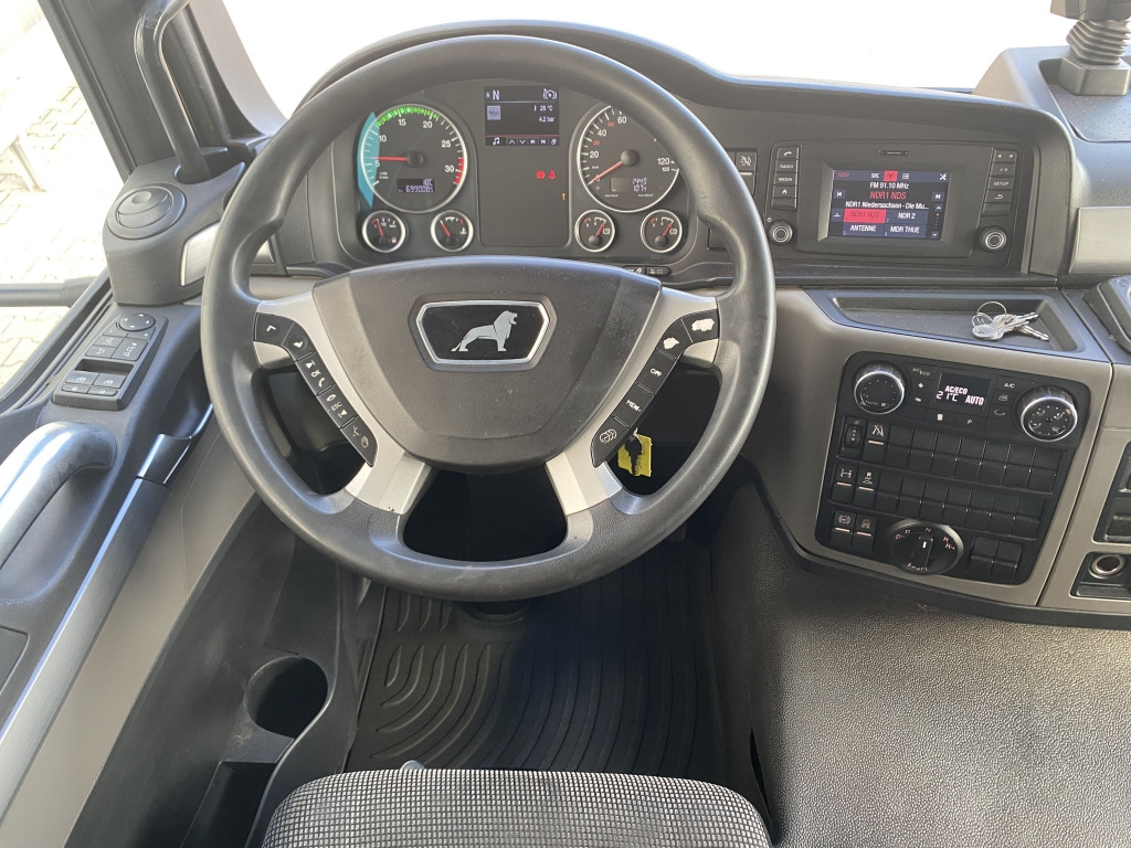 Камион со церада MAN TGL 12.250 4x2 BL: слика 14