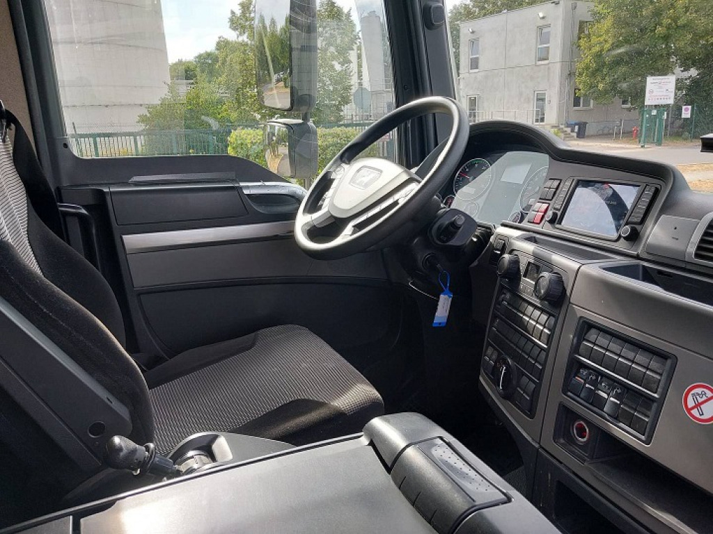 MAN TGL 8.190 Koffer/Seitentür/LBW - Камион сандучар: слика 5 MAN TGL 8.190 Koffer/Seitentür/LBW - Камион сандучар: слика 5