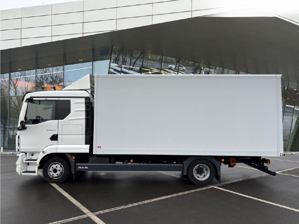 MAN TGL 8.220 4x2 BL - Камион сандучар: слика 2 MAN TGL 8.220 4x2 BL - Камион сандучар: слика 2