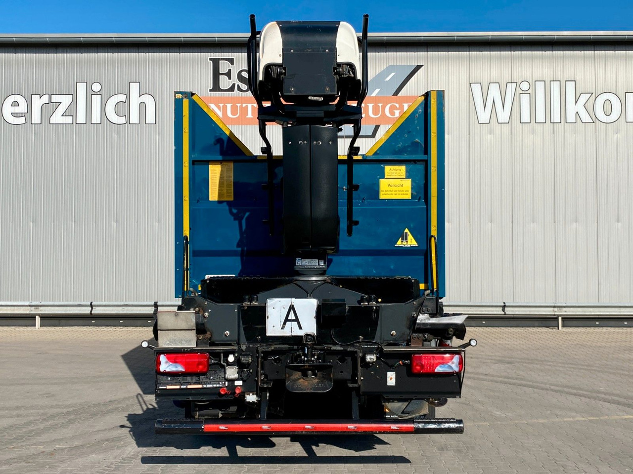 MAN TGS 33.500 6x4 BB | Palfinger M12L80*Bordmatik MAN TGS 33.500 6x4 BB | Palfinger M12L80*Bordmatik - Кипер, Камион со кран: слика 5 MAN TGS 33.500 6x4 BB | Palfinger M12L80*Bordmatik MAN TGS 33.500 6x4 BB | Palfinger M12L80*Bordmatik - Кипер, Камион со кран: слика 5