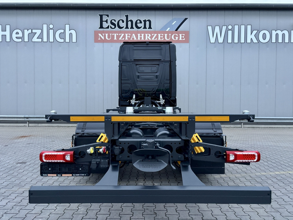 Mercedes-Benz 2542 L 6x2 F 13 Actros GigaSpace - Транспортер на контејнер/ Камион со променливо тело: слика 4 Mercedes-Benz 2542 L 6x2 F 13 Actros GigaSpace - Транспортер на контејнер/ Камион со променливо тело: слика 4