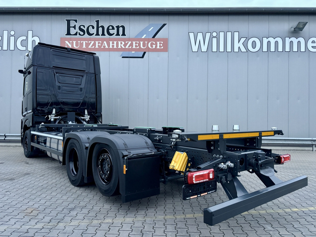 Mercedes-Benz 2542 L 6x2 F 13 Actros GigaSpace - Транспортер на контејнер/ Камион со променливо тело: слика 3 Mercedes-Benz 2542 L 6x2 F 13 Actros GigaSpace - Транспортер на контејнер/ Камион со променливо тело: слика 3