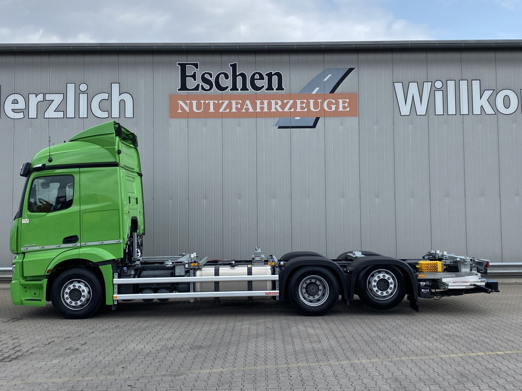 Mercedes-Benz 2542 LL 6x2 Actros 5 / BÄR-LBW - Транспортер на контејнер/ Камион со променливо тело: слика 2 Mercedes-Benz 2542 LL 6x2 Actros 5 / BÄR-LBW - Транспортер на контејнер/ Камион со променливо тело: слика 2