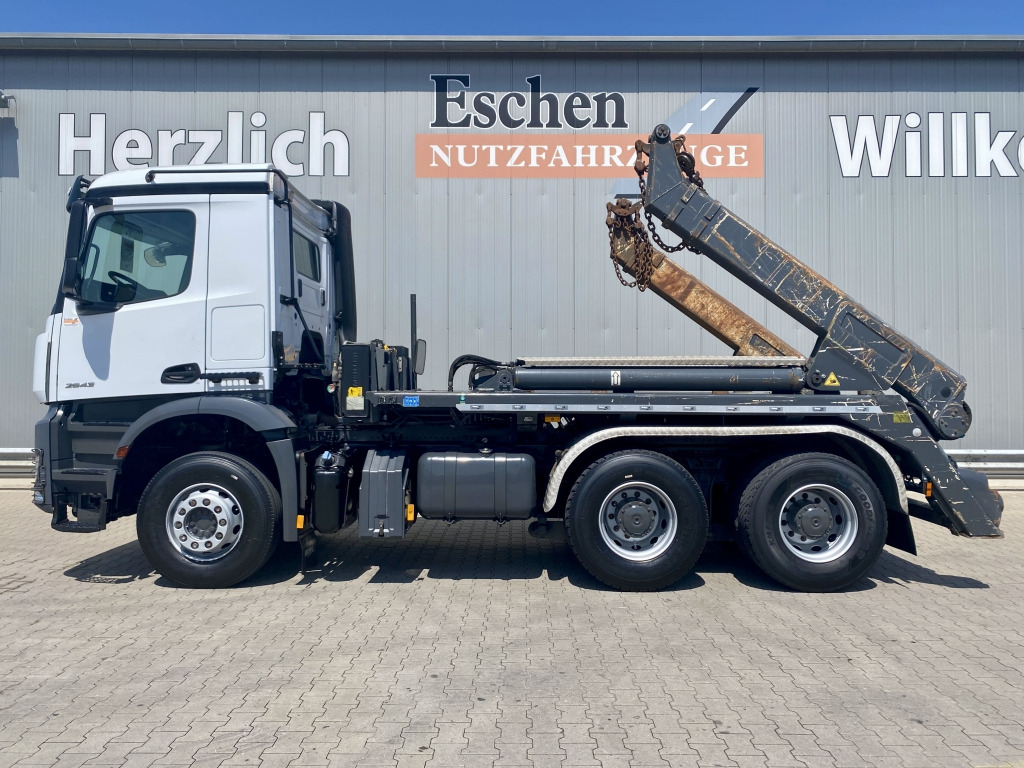 Mercedes-Benz 2643 L 6x4 - Камион за подигање контејнери: слика 2 Mercedes-Benz 2643 L 6x4 - Камион за подигање контејнери: слика 2