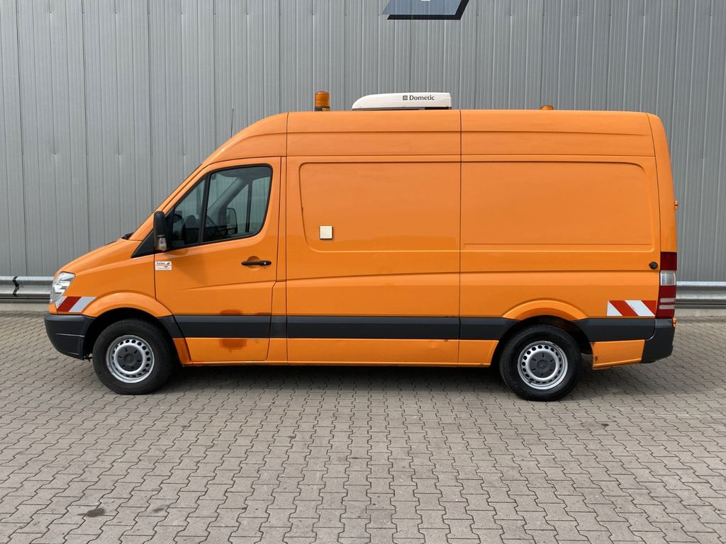 Mercedes-Benz 315 CDI Kamerawagen| PC-Setup*Standklima*RFK*AHK - Минибус, Патничко комбе: слика 2 Mercedes-Benz 315 CDI Kamerawagen| PC-Setup*Standklima*RFK*AHK - Минибус, Патничко комбе: слика 2