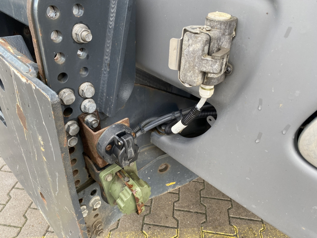 Mercedes-Benz 3346 AK 6x6 - Кипер: слика 3 Mercedes-Benz 3346 AK 6x6 - Кипер: слика 3