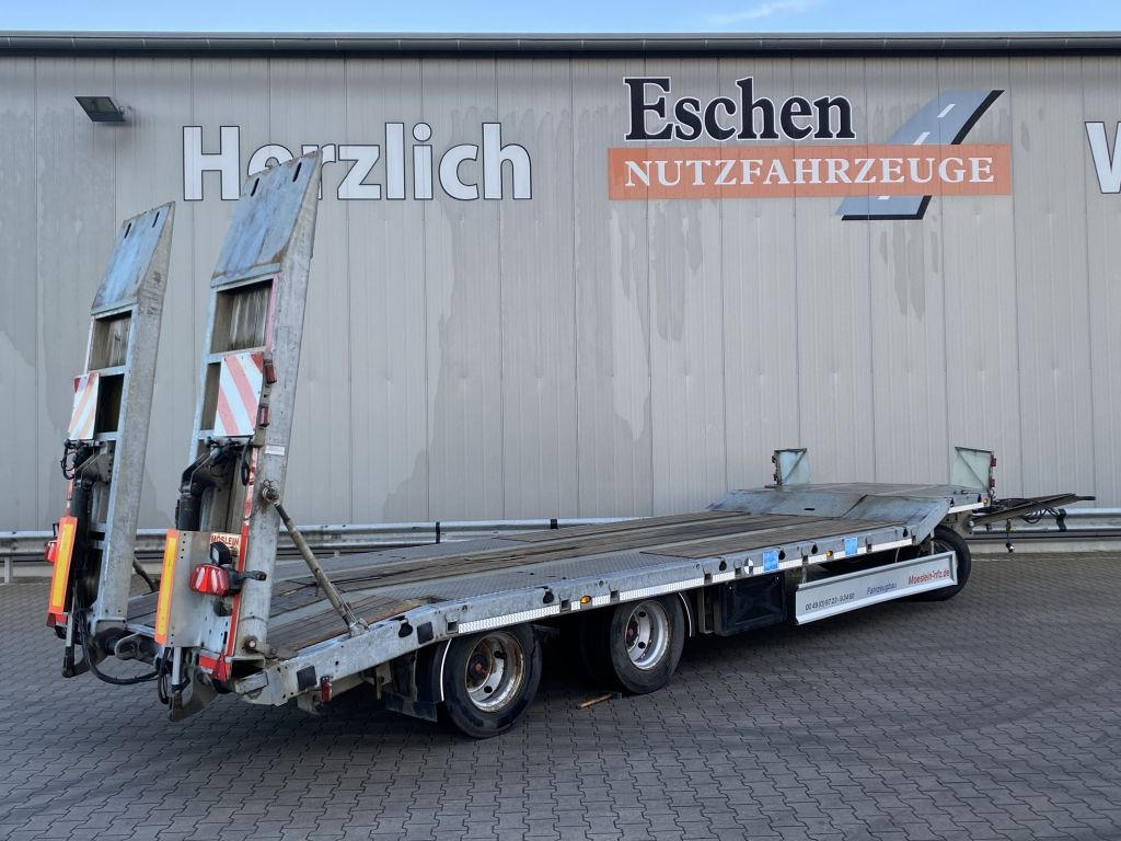 Möslein TF3-P | verzinktes Chassis*hydr. Rampen*Blatt - Приколка за низок утовар: слика 4 Möslein TF3-P | verzinktes Chassis*hydr. Rampen*Blatt - Приколка за низок утовар: слика 4