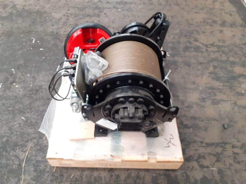 Cabrestante de elevación Brevini WHL025 - Чекрек: слика 2 Cabrestante de elevación Brevini WHL025 - Чекрек: слика 2