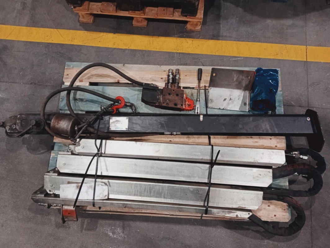 Funciones suplementarias + recogida de cristal - Кран за натоварување: слика 2 Funciones suplementarias + recogida de cristal - Кран за натоварување: слика 2