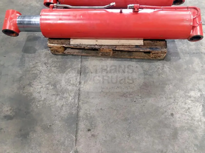 Grúa F700/800AXP.26 solo para recambios - Кран за натоварување: слика 1 Grúa F700/800AXP.26 solo para recambios - Кран за натоварување: слика 1