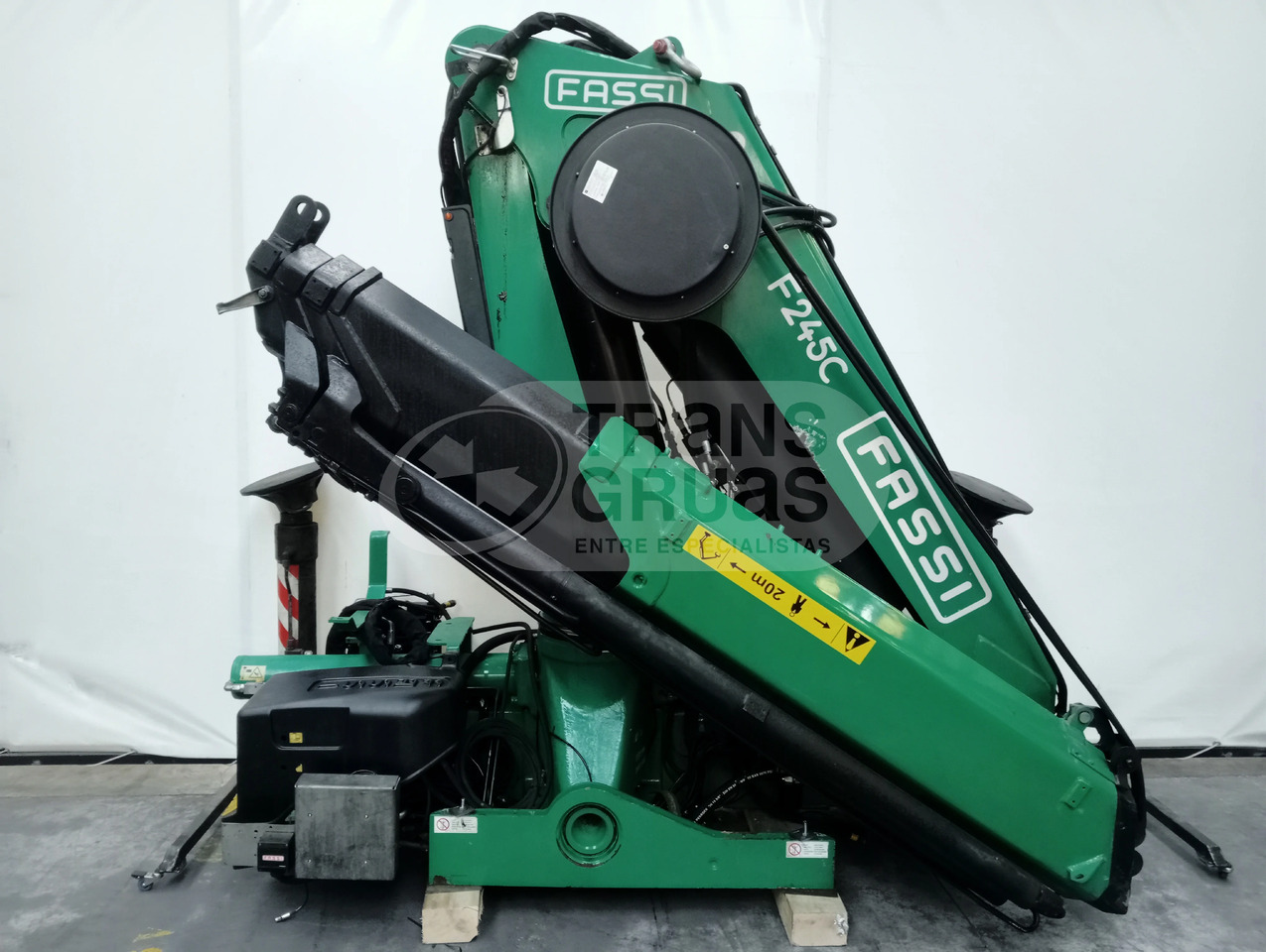 Grúa Fassi F245AC.0.24 E-ACTIVE - Кран за натоварување за Камион: слика 4 Grúa Fassi F245AC.0.24 E-ACTIVE - Кран за натоварување за Камион: слика 4