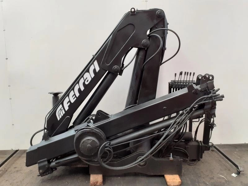 Grúa Ferrari F708 - Кран за натоварување за Камион: слика 3 Grúa Ferrari F708 - Кран за натоварување за Камион: слика 3