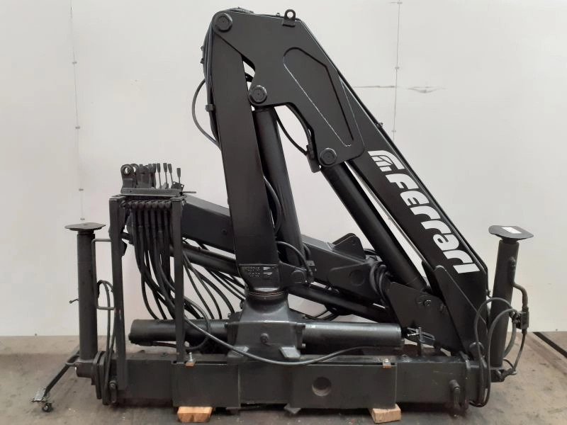 Grúa Ferrari F708 - Кран за натоварување за Камион: слика 2 Grúa Ferrari F708 - Кран за натоварување за Камион: слика 2