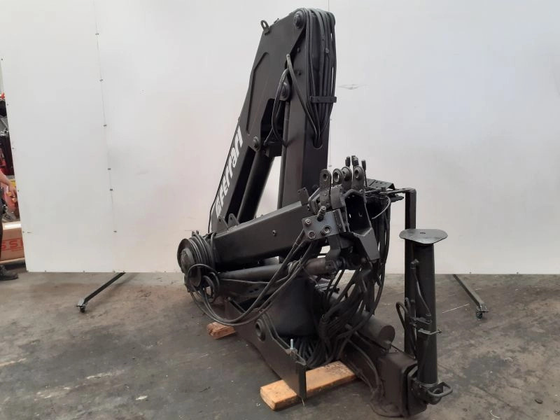 Grúa Ferrari F708 - Кран за натоварување за Камион: слика 4 Grúa Ferrari F708 - Кран за натоварување за Камион: слика 4