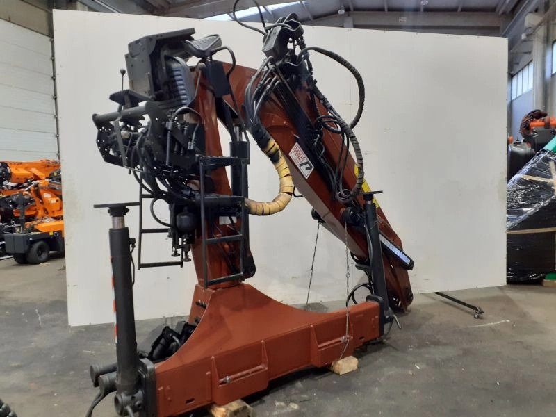 Grúa PENZ 11L - Кран за натоварување за Камион: слика 4 Grúa PENZ 11L - Кран за натоварување за Камион: слика 4