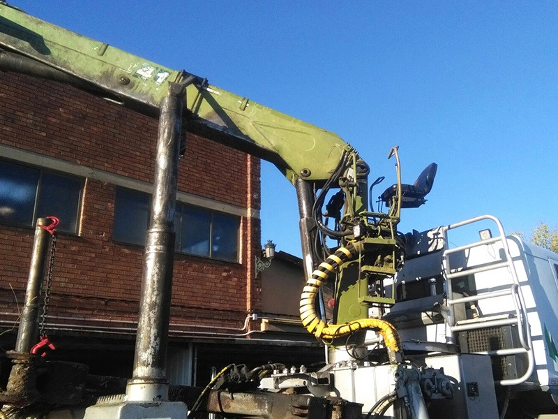 Grúa forestal Loglift F241 - Кран за натоварување за Опрема за шумарство: слика 1 Grúa forestal Loglift F241 - Кран за натоварување за Опрема за шумарство: слика 1