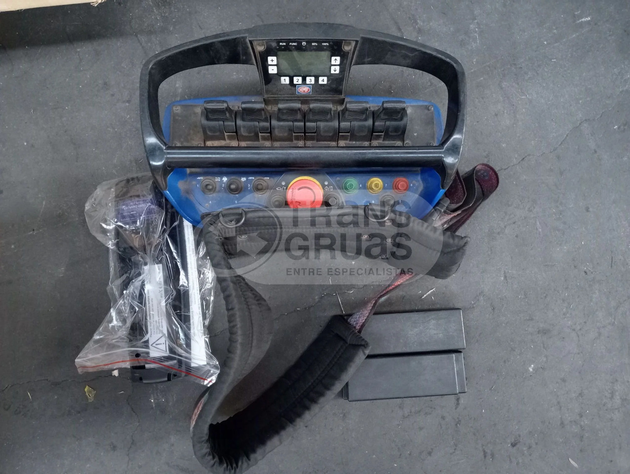 Grúa hidráulica HMF 2120 K4 - Кран за натоварување: слика 5 Grúa hidráulica HMF 2120 K4 - Кран за натоварување: слика 5